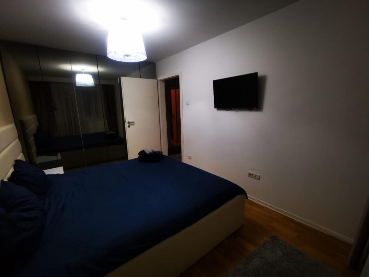Luxury Apartment. 10 Minutes Taxi Ride To Center Τιμισοάρα Εξωτερικό φωτογραφία